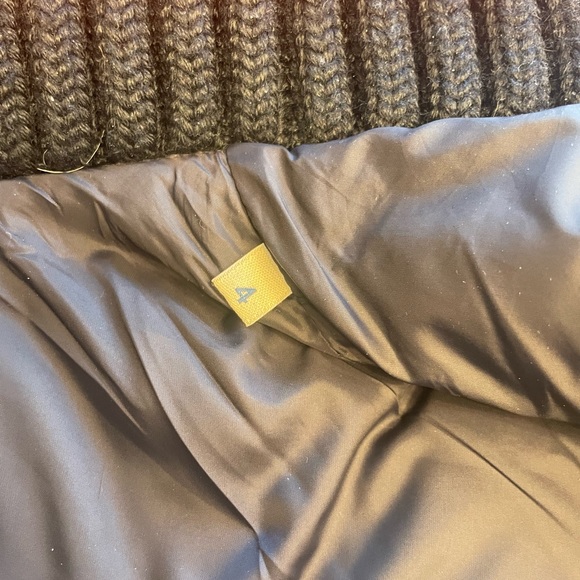 Gorgeous must have men's Moncler winter jacket. - Picture 8 of 15